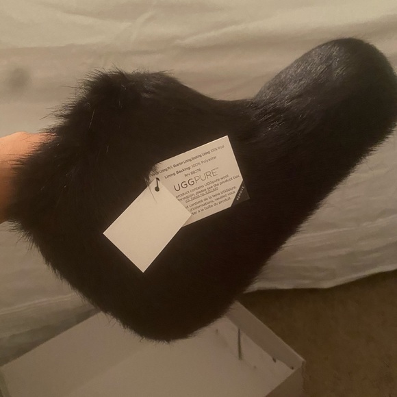 UGG Amary Faux Fur Slipper Bootie - Picture 2 of 9